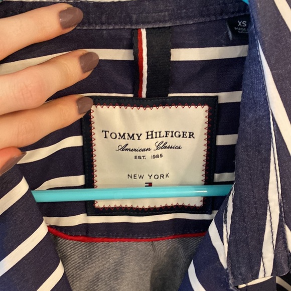 Women’s Tommy Hilfigure Navy and White Striped Belted Trench Rain Coat - Picture 2 of 8